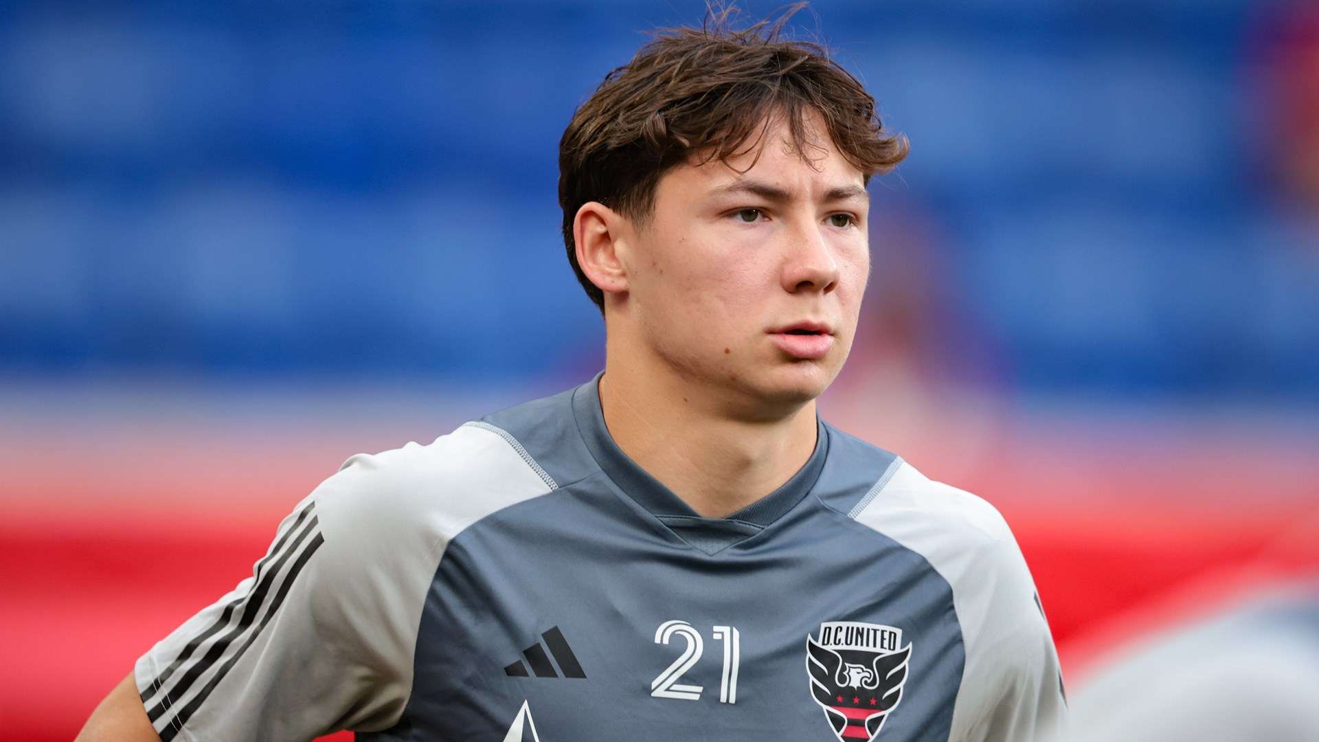 如铜墙铁壁 如铜墙铁壁